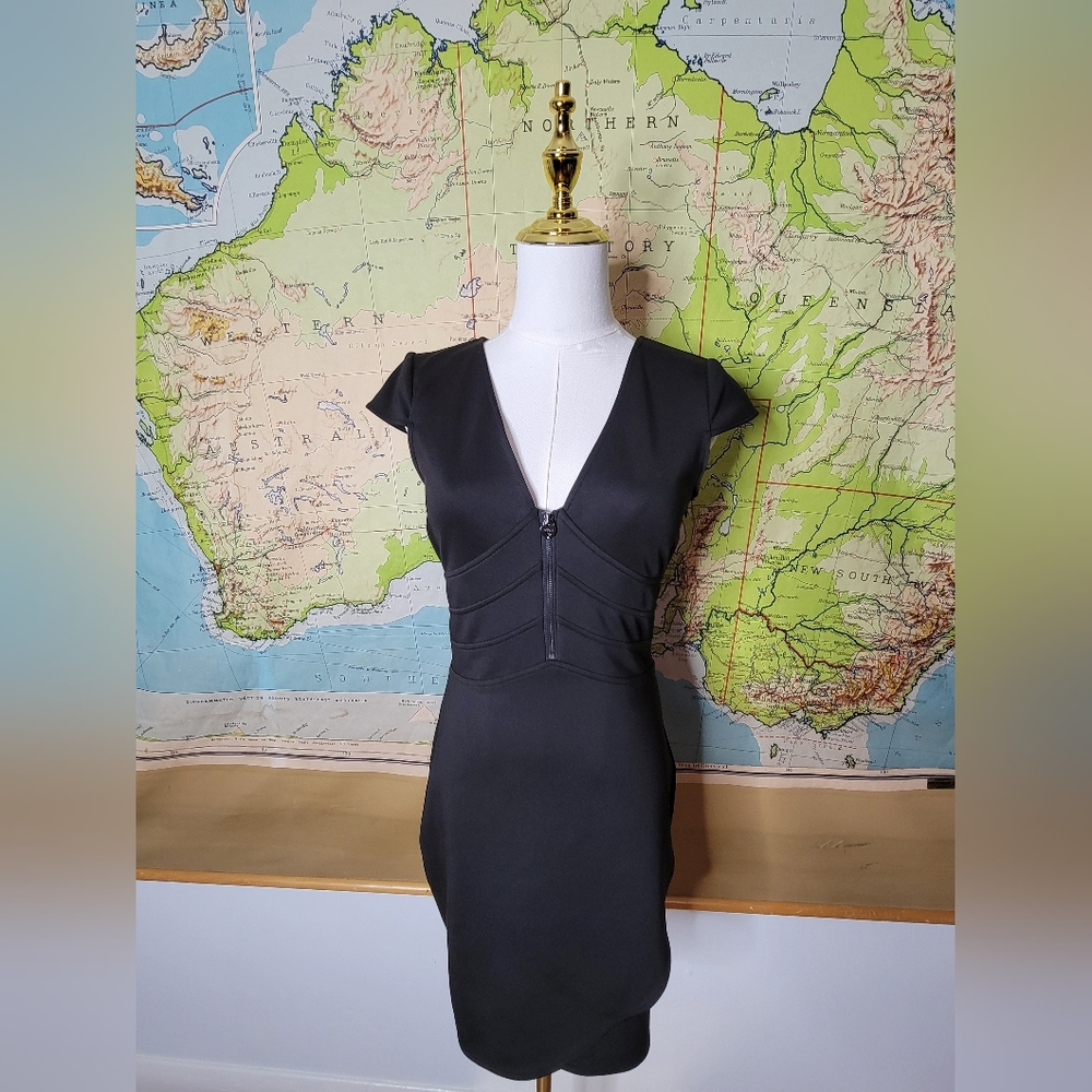 Guess Y2K Bodycone Dress With Bow And Ziper Detail Size 4
